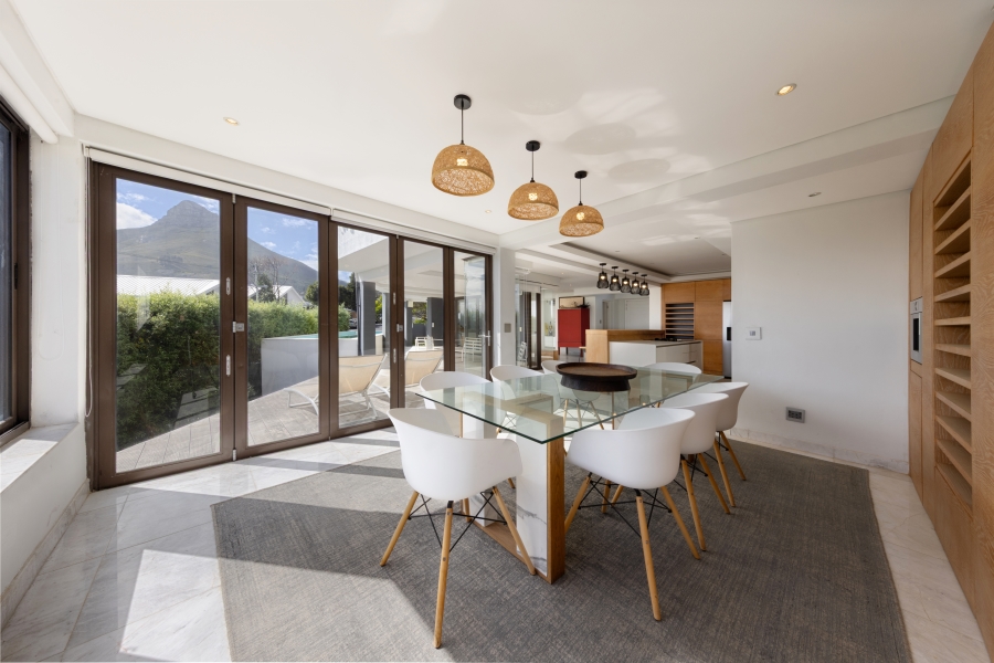 4 Bedroom Property for Sale in Camps Bay Western Cape